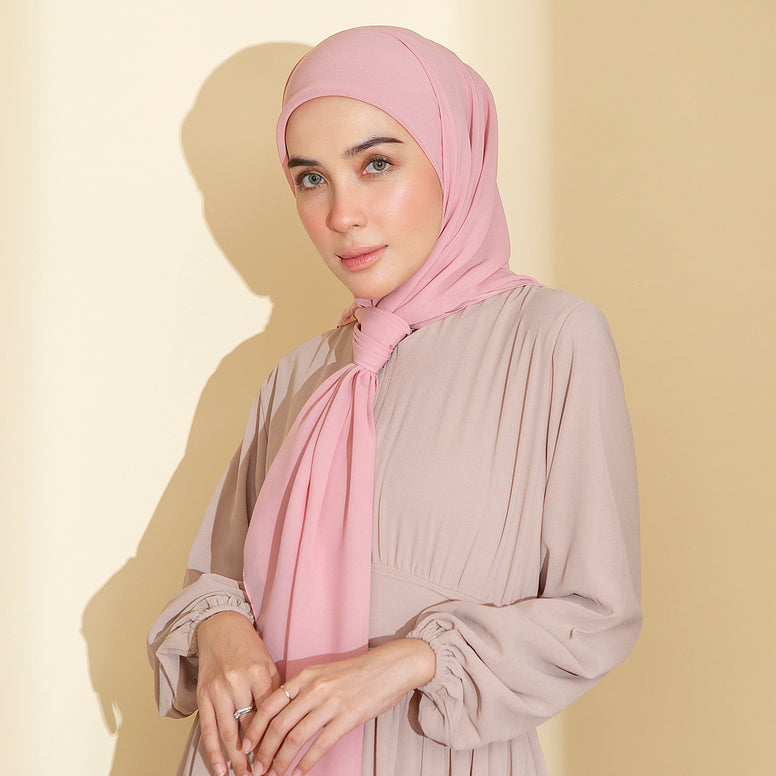 Ovel Square (Hijab Segiempat Oval Lozy x Hamidah)