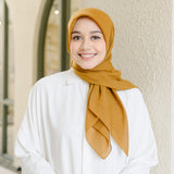 Maka Square (Hijab Segiempat Motif Garis)