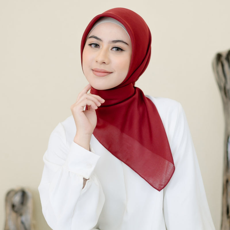 Naya Square (Hijab Voal Segiempat Polos)