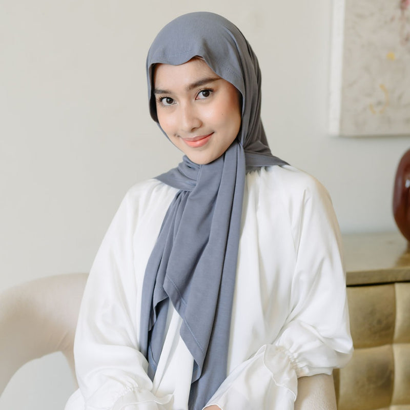 Tana Square (Hijab Segitiga Rayon Premium)