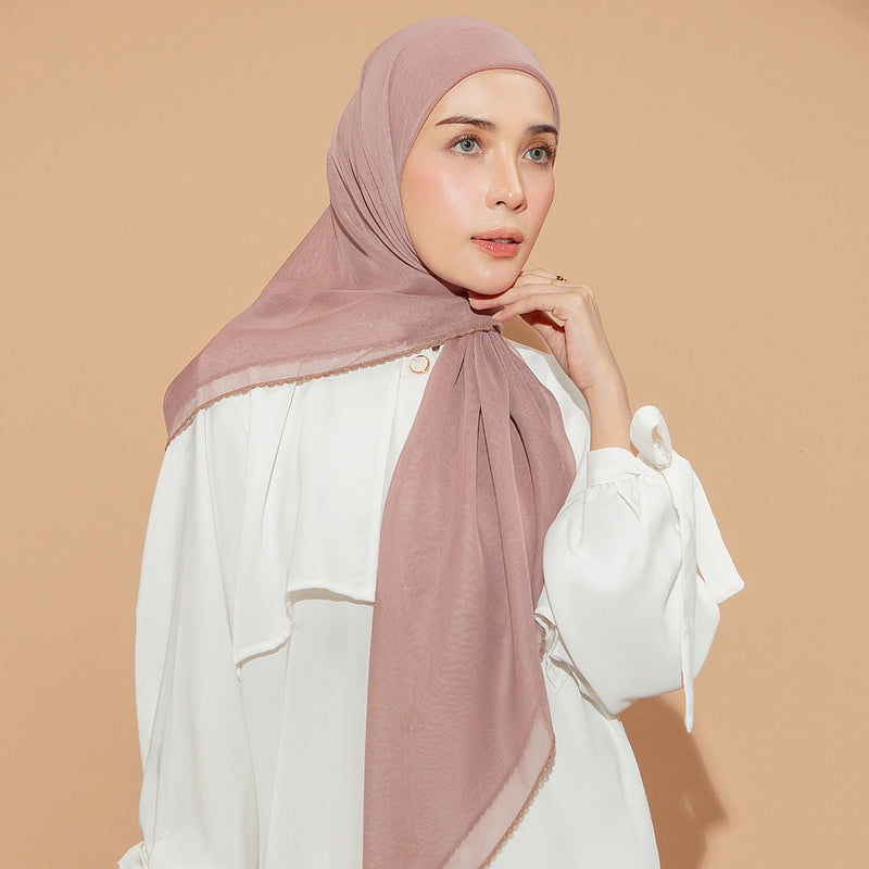 Paris Embroidery Signature Square (Hijab Paris Premium Segiempat Lozy X Hamidah)