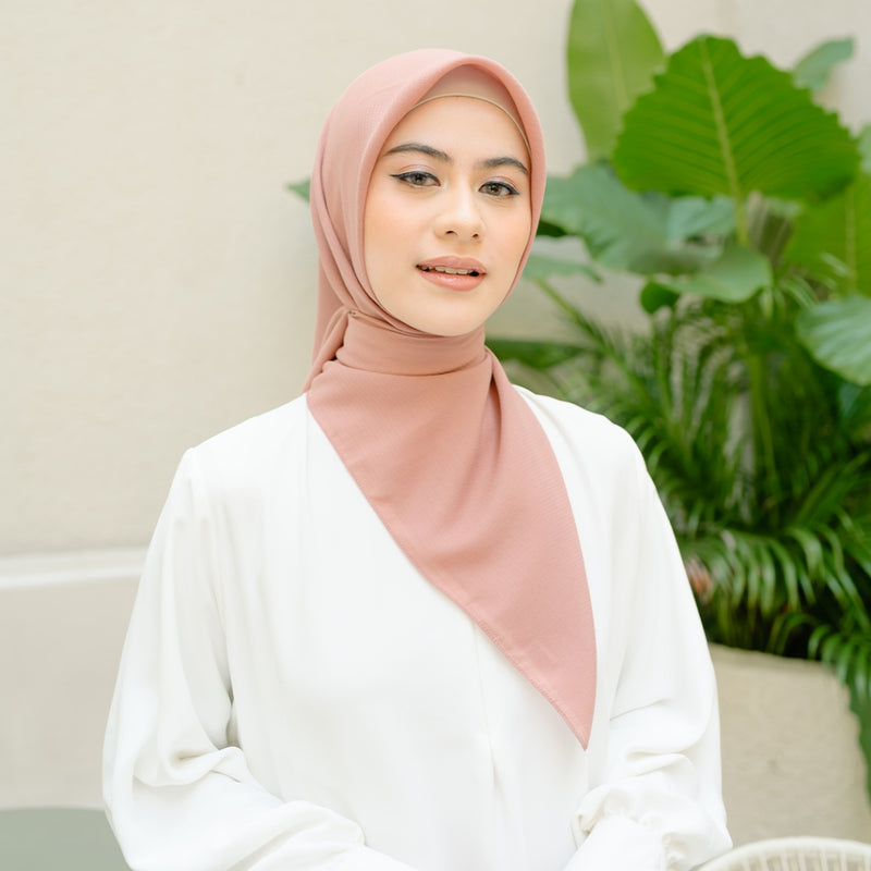 Sefa Voal (Hijab Segiempat Voal)