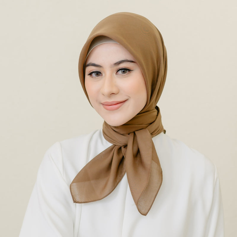 Naya Square (Hijab Voal Segiempat Polos)