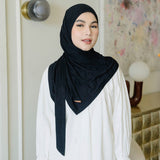 Tana Square (Hijab Segitiga Rayon Premium)