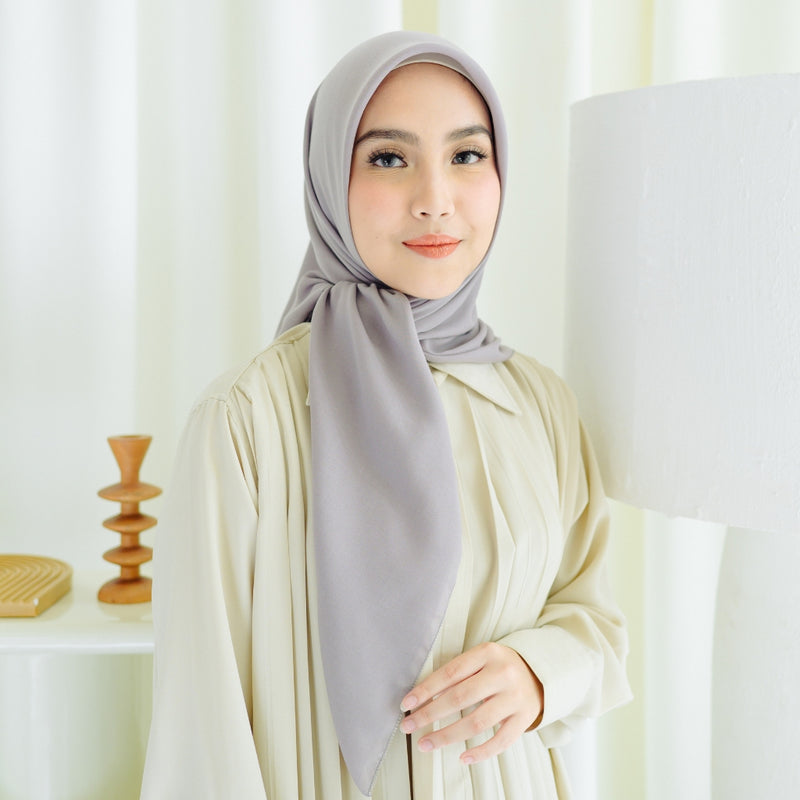 Haraa Voal Eyelash (Hijab Segiempat Voal Polos Embroidery)