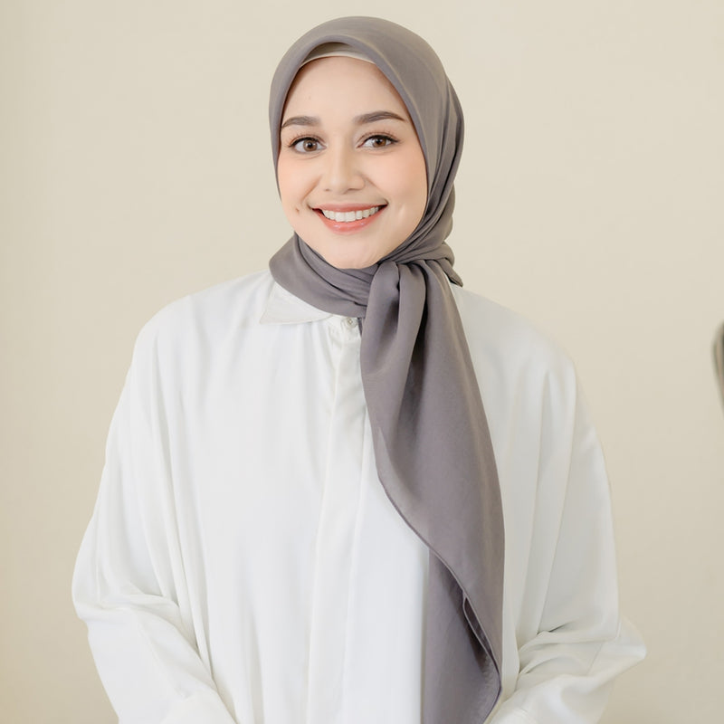 Naya Square (Hijab Voal Segiempat Polos)