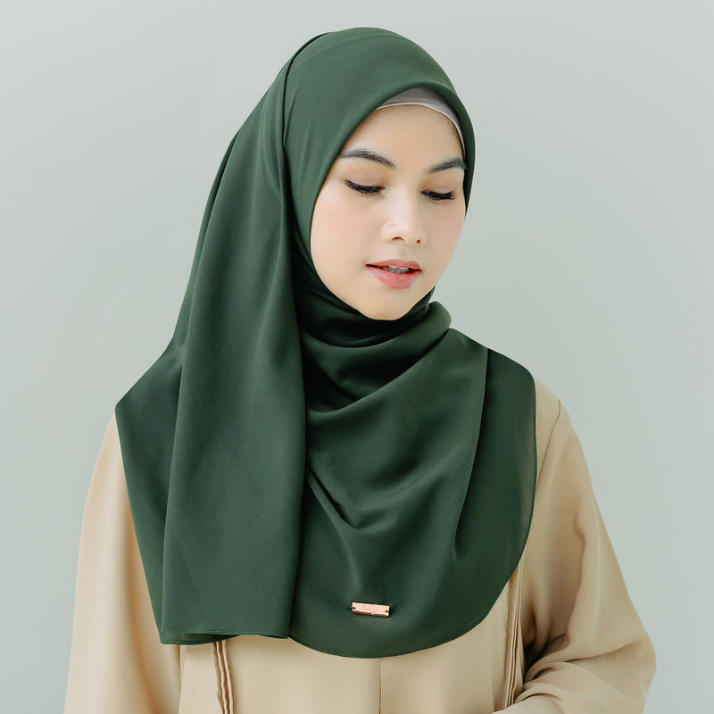 Detaa Oval Syari (Hijab Segiempat Syari Oval Melayu)