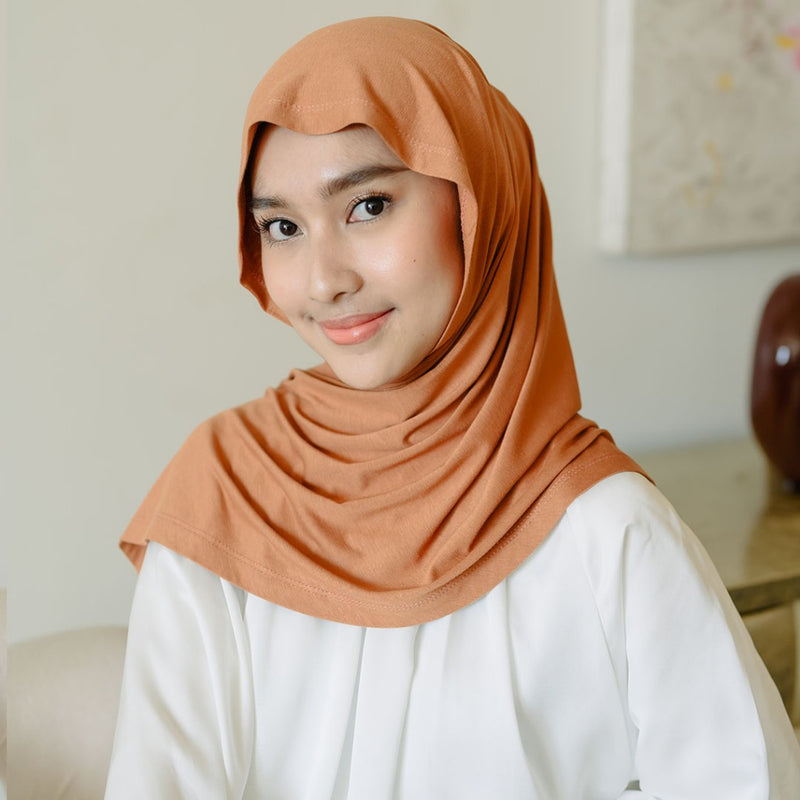 Tana Square (Hijab Segitiga Rayon Premium)