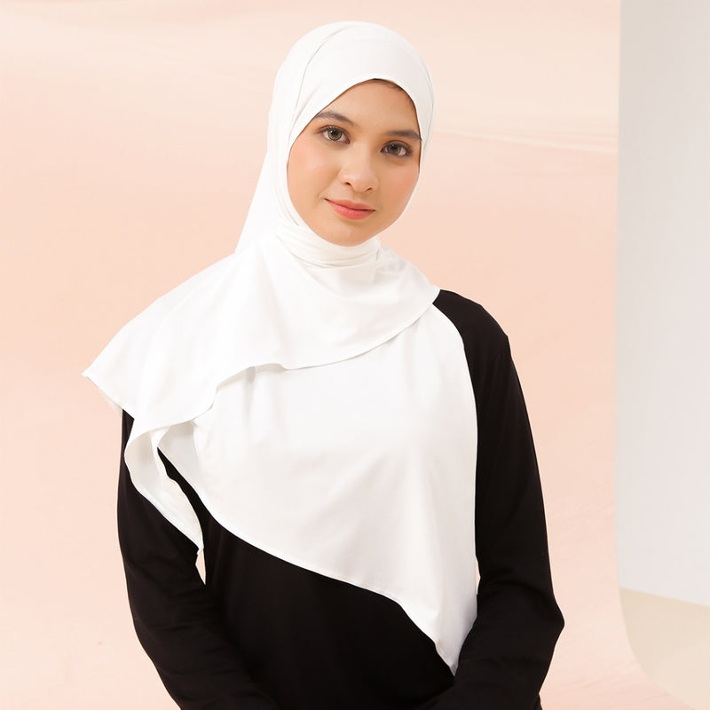 Naima Instan Jersey (Hijab Instan Segitiga Bahan Jersey)