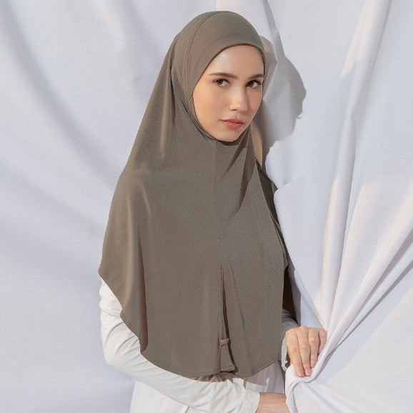 Naira Instan Syari (Hijab Instan Syari Haji Umrah Bahan Jersey)