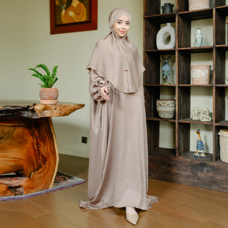 [Defect] Hanida Abaya Set (One Set Abaya Umroh Haji Gamis Set Kerudung Syari)