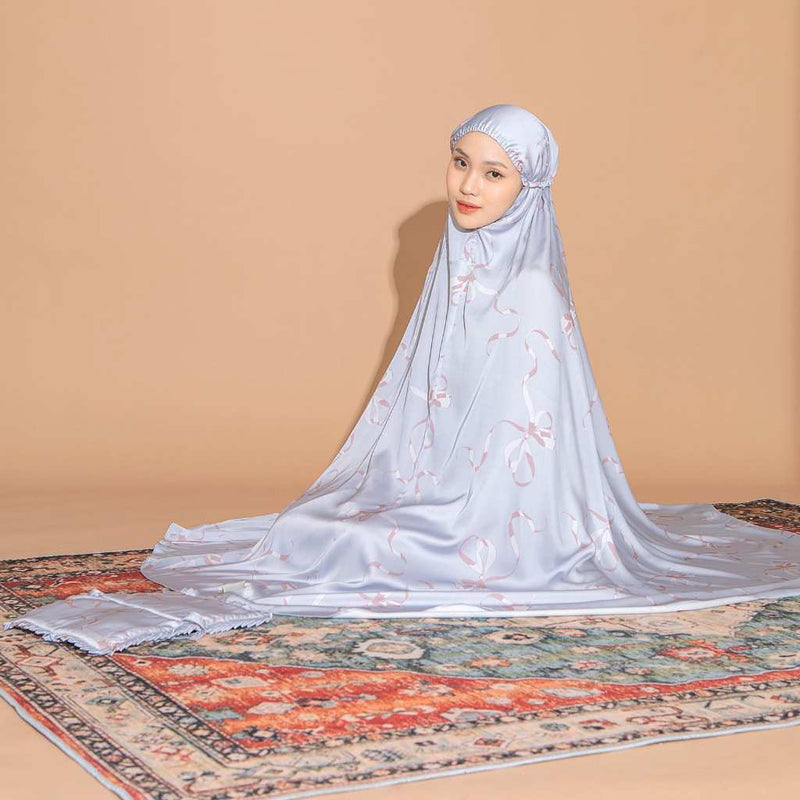 Julia Prayer Set Series 2 (Mukena Set Pattern Coquette Bahan Silk Lozy x Julia)