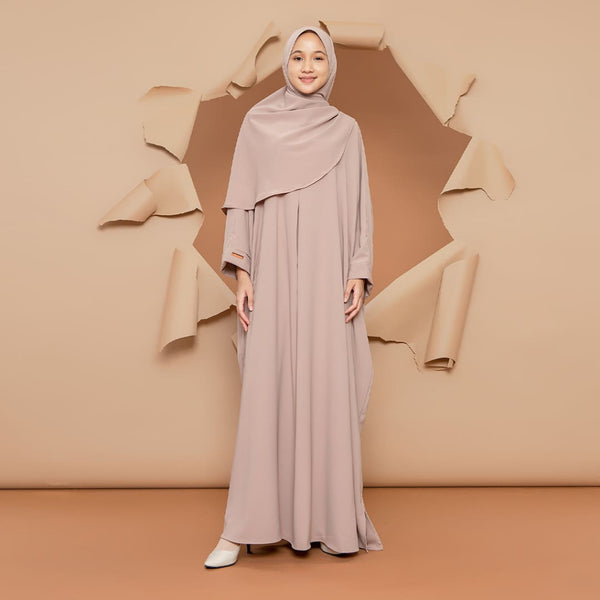 Hamida Abaya Soft Beige (Lozy x Hamidah)