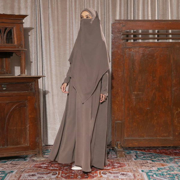 Khadija Abaya Set Grey Cream