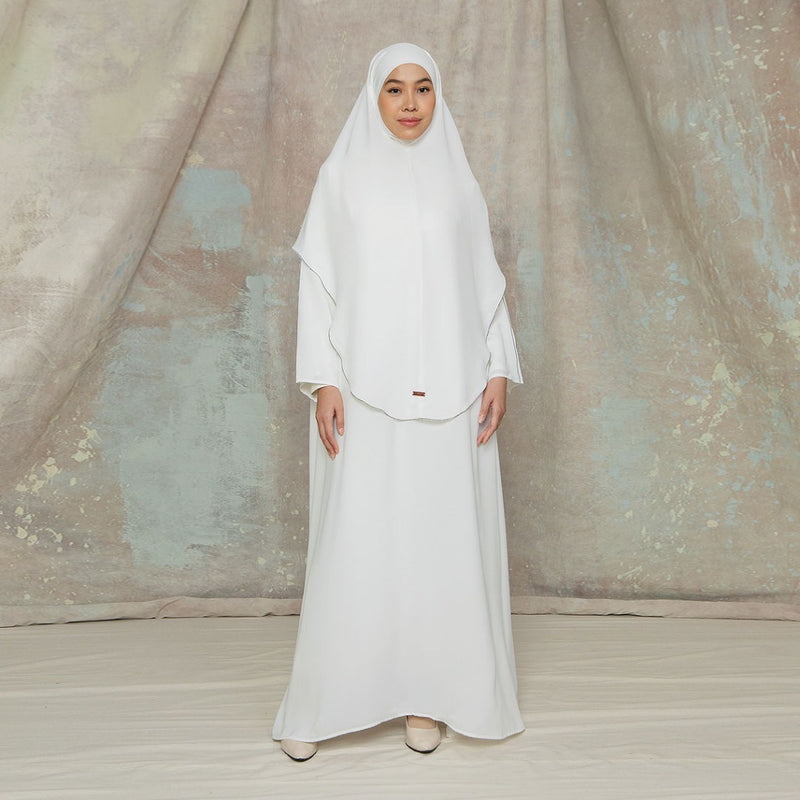 Zainab Abaya Lozy X Cut Syifa Broken White M