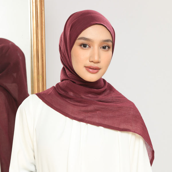 Mima Shawl Burgundy