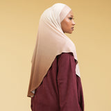 Lozy Hijab - Lesti Bandana Gradasi  Lozy x Lesti Kejora (Khiban Gradient Pashmina Instan Kaos Bahan Viscose Rayon Gradasi)