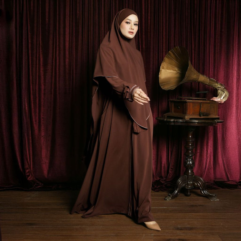 Humaya Abaya Set Mahogany New Material