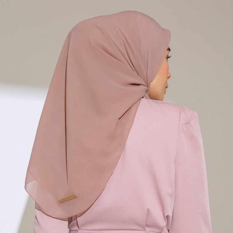 Ovel Square in Dark Nude Pink (Lozy X Hamidah)