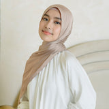 Shadeera Silk Shawl in Mocca (Lozy x Shadira)