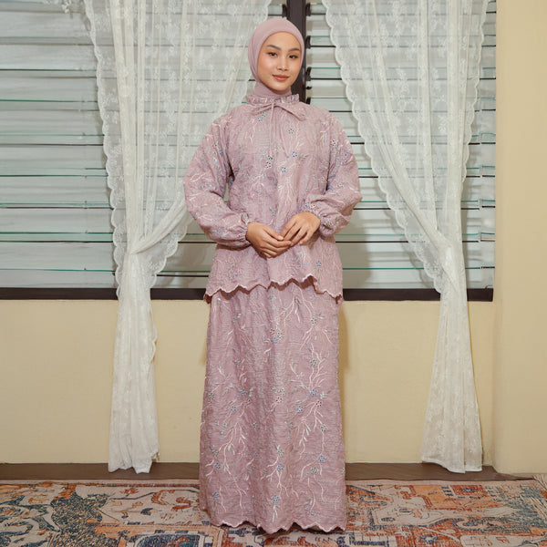 Floure Embroidery Set Mauve Shadow L-XL Series 4