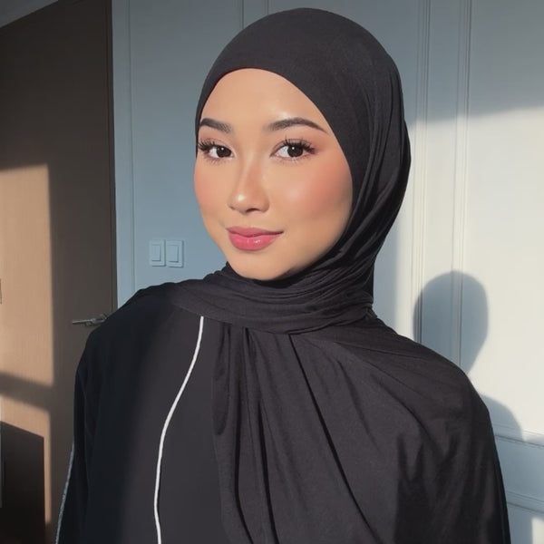 Ten Shawl Black (Tencel Curved Pashmina Special Anniversary Collections)