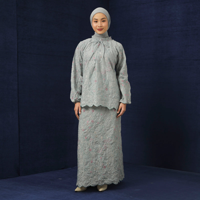 Floure Embroidery Set Sea Foam L-XL Series 1