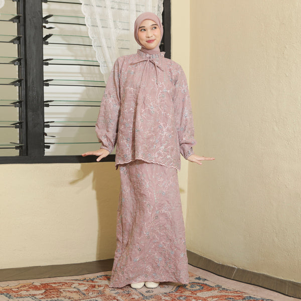 Floure Embroidery Set Mauve Shadow L-XL Series 3