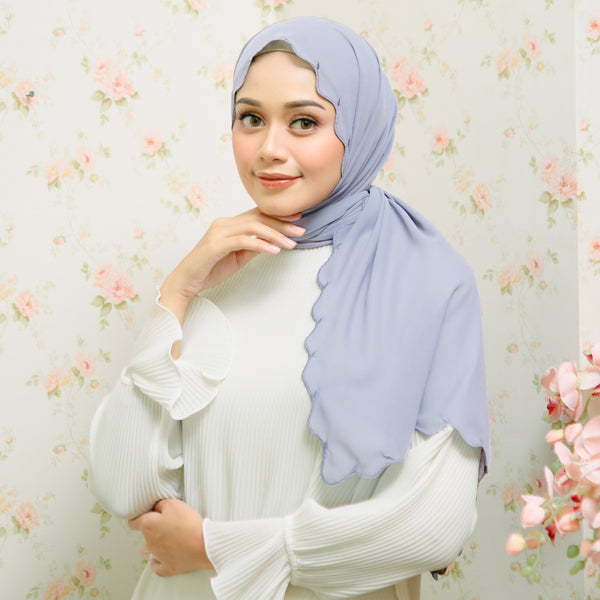 Jade Classic Shawl Soft Blue Grey