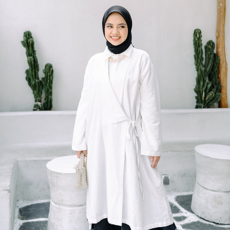 Nala Outer Broken White