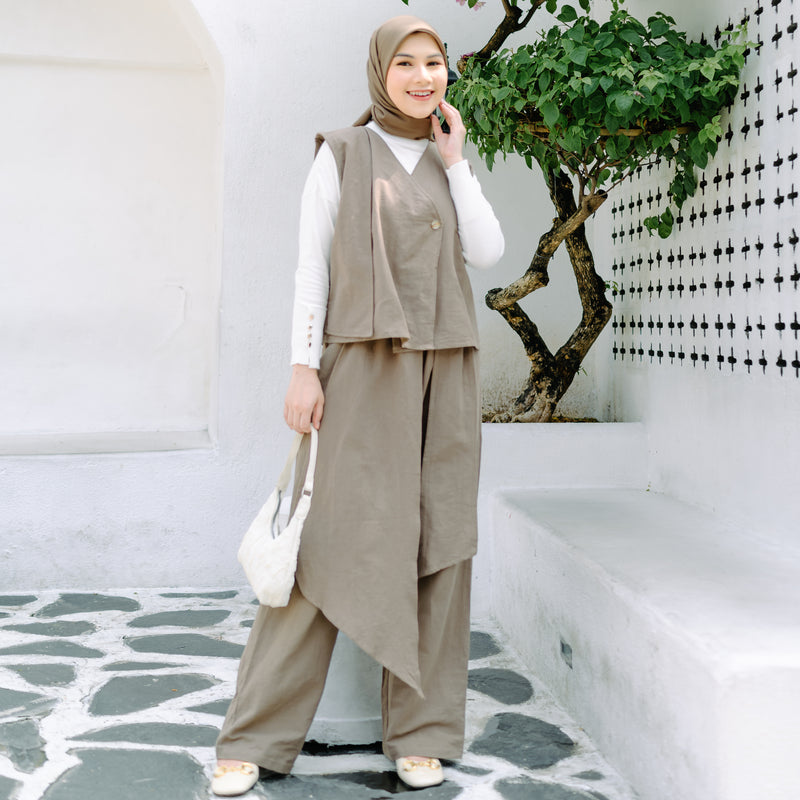 Nami Set (One Set Linen) Soft Brown