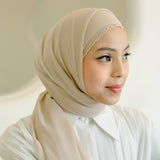 Daira Classic Shawl Light Cream