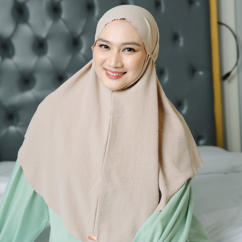 Biyya Instan Lasercut (Bergo Crinkle) Cream Almond