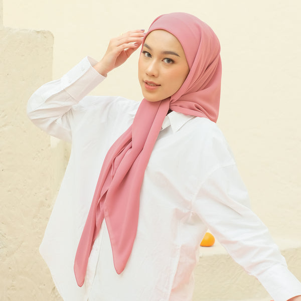 Araa Square Dark Baby Pink