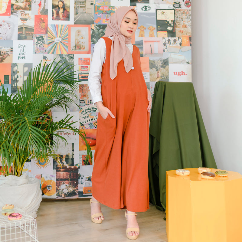 Yoora Jumpsuit Brick