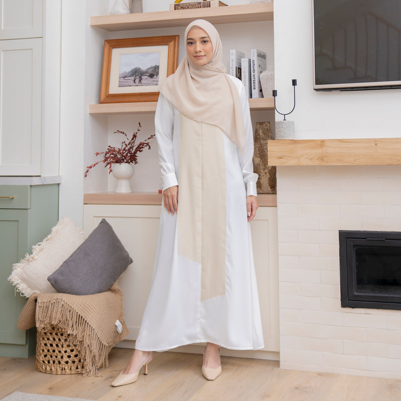 Namira Dress Vanilla Latte Size L