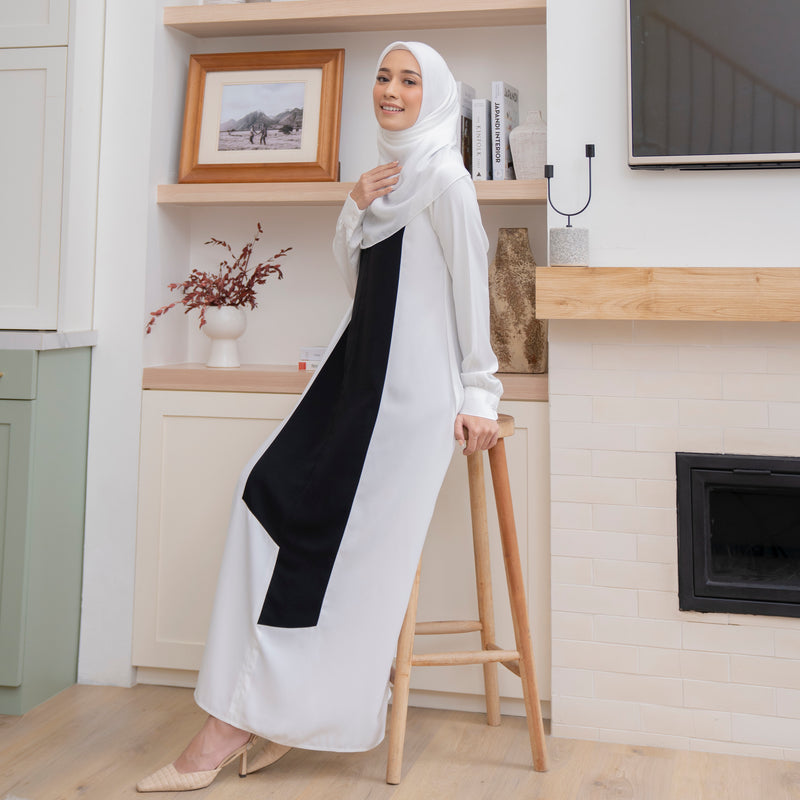 Namira Dress Snow Black Size L