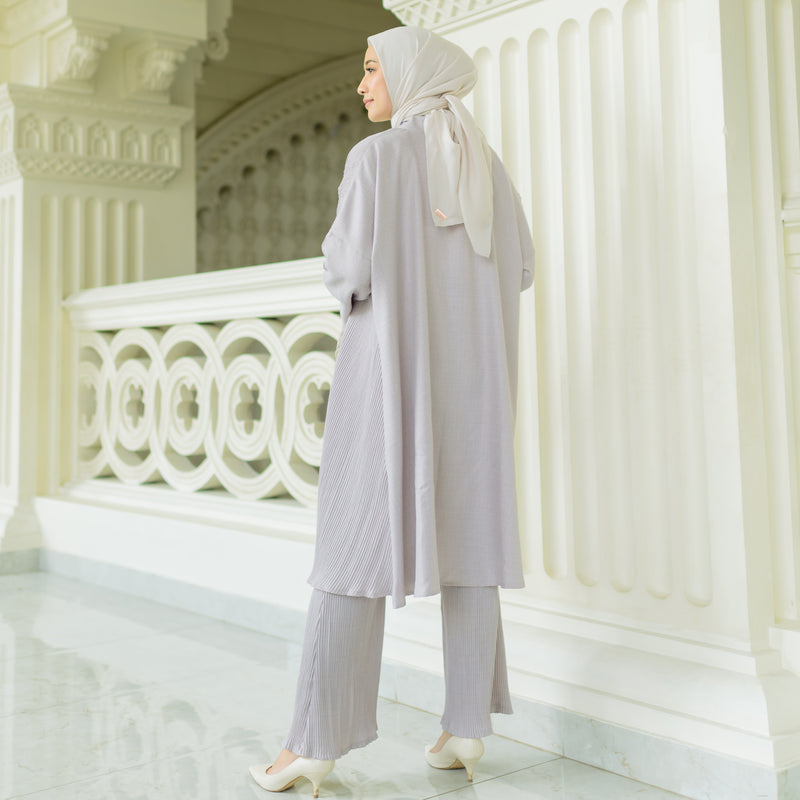 Zakia Pleats Set Natural Size M