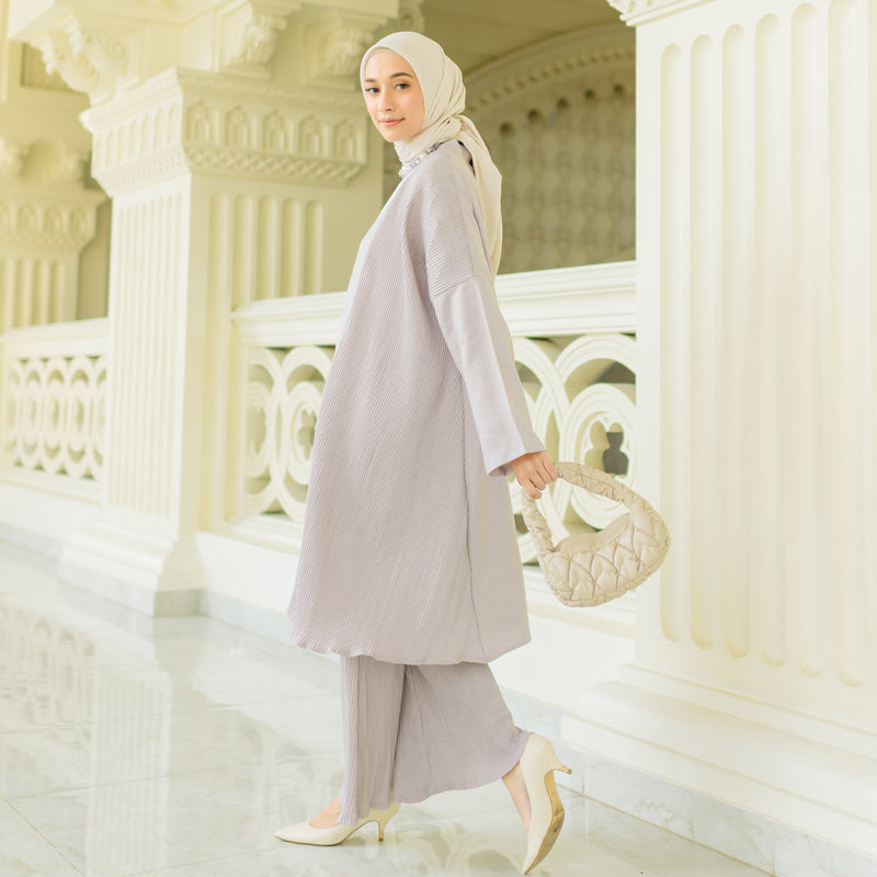 Zakia Pleats Set Natural Size M