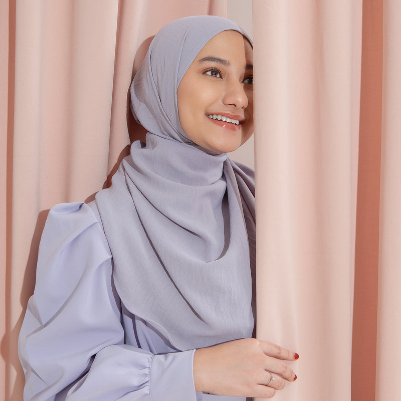 Zeera Shawl in Tea Rose (Lozy x Nadzira)