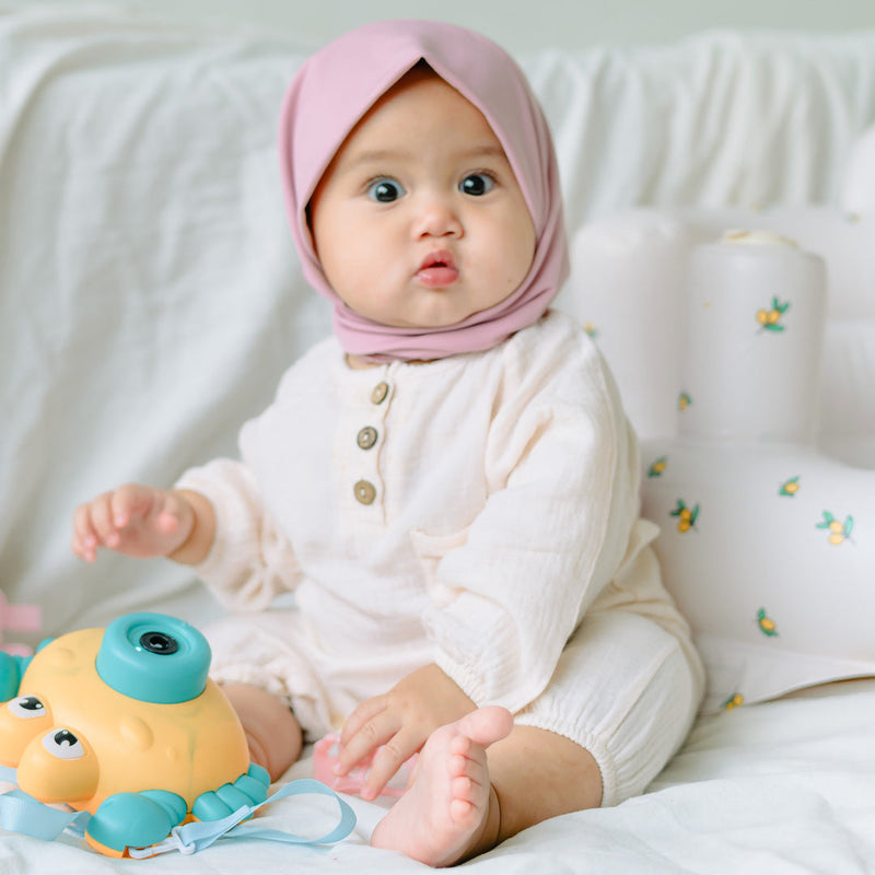 Ameena Instan Soft Pink (Hijab Bayi 3-4 Tahun)