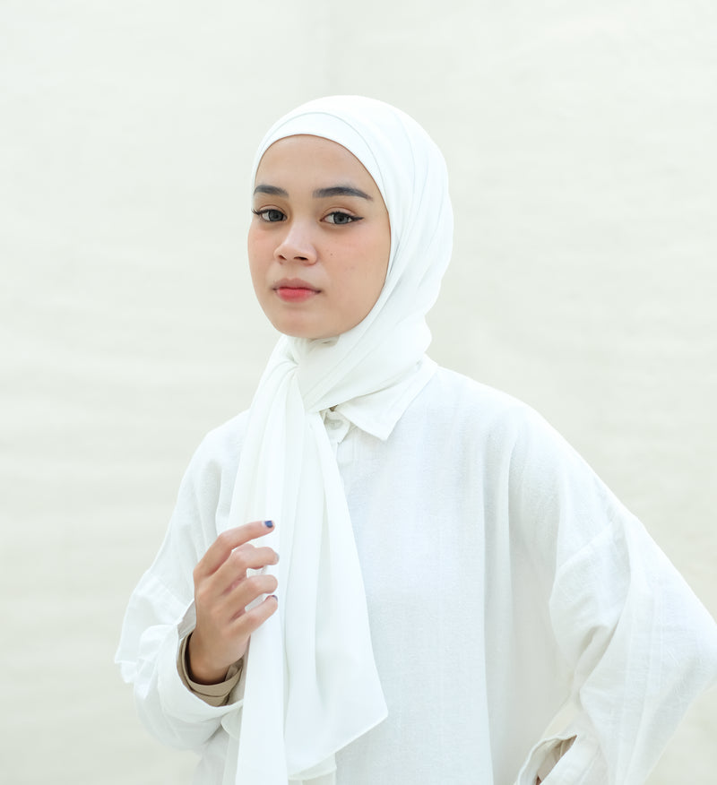 Yure Inner Shawl Broken White (Pashmina Ceruti Babydoll)