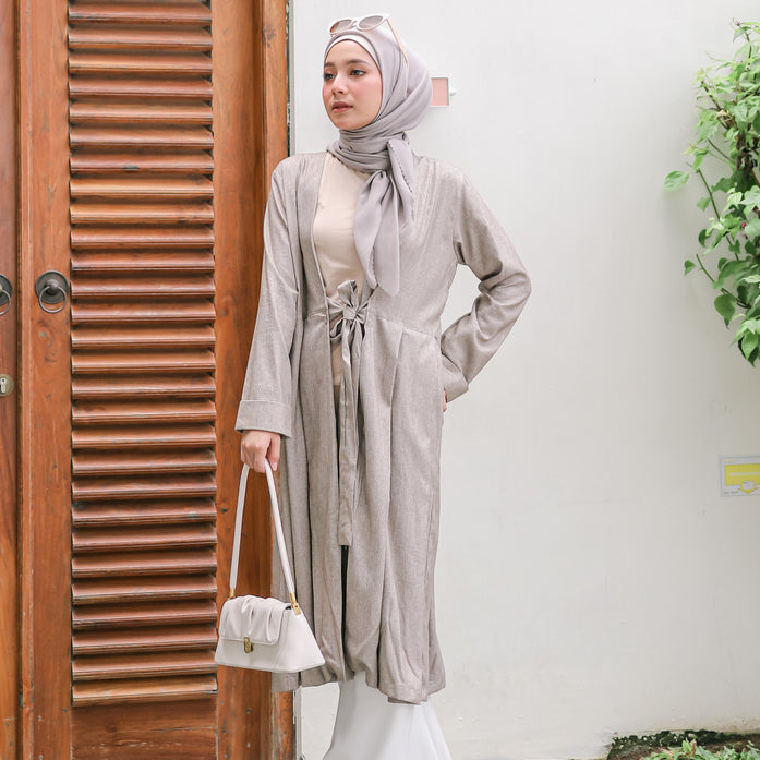 Cyra Outer Grey