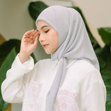 Bawal Square Light Grey