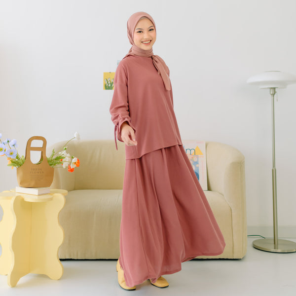 Veena Knit Set Mulberry