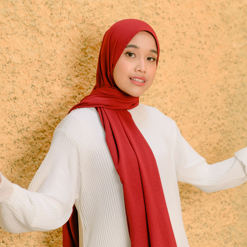 Aleza Shawl Red