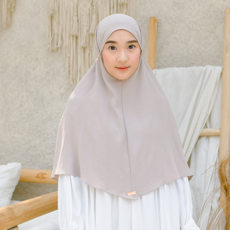 Biyya Instan (Bergo Crinkle) Cream Almond