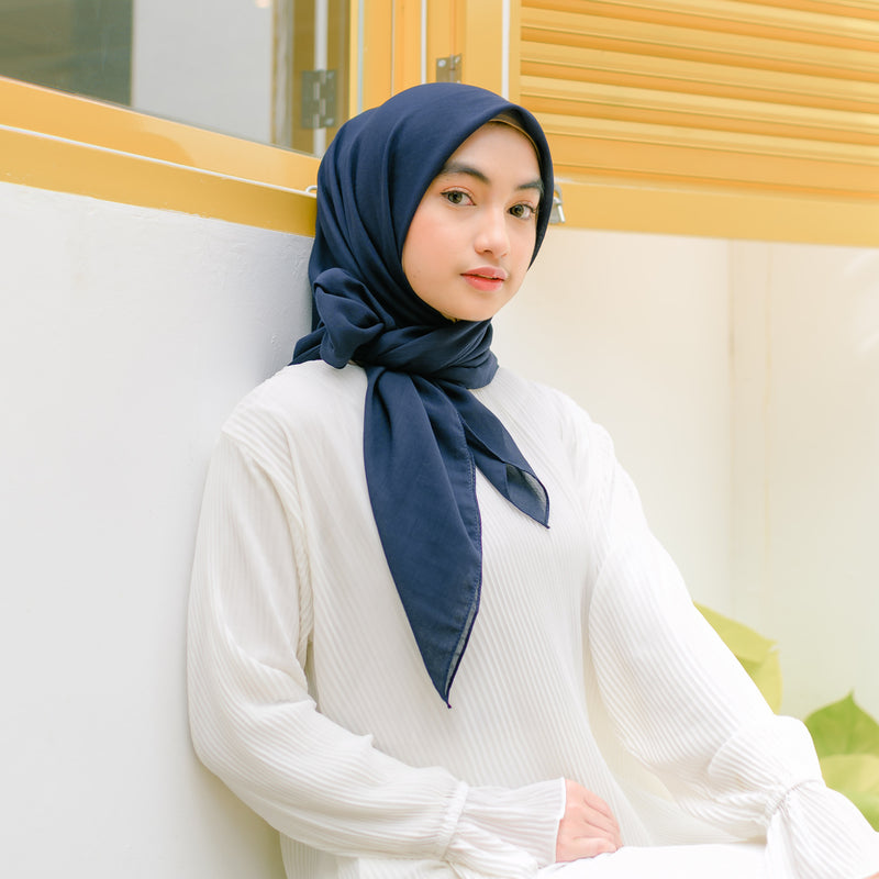 Mima Square Navy