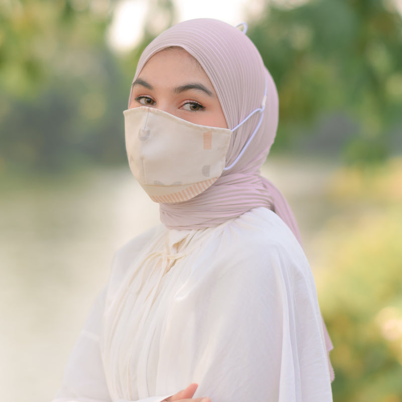 Headloop Mask Creamy Lotus