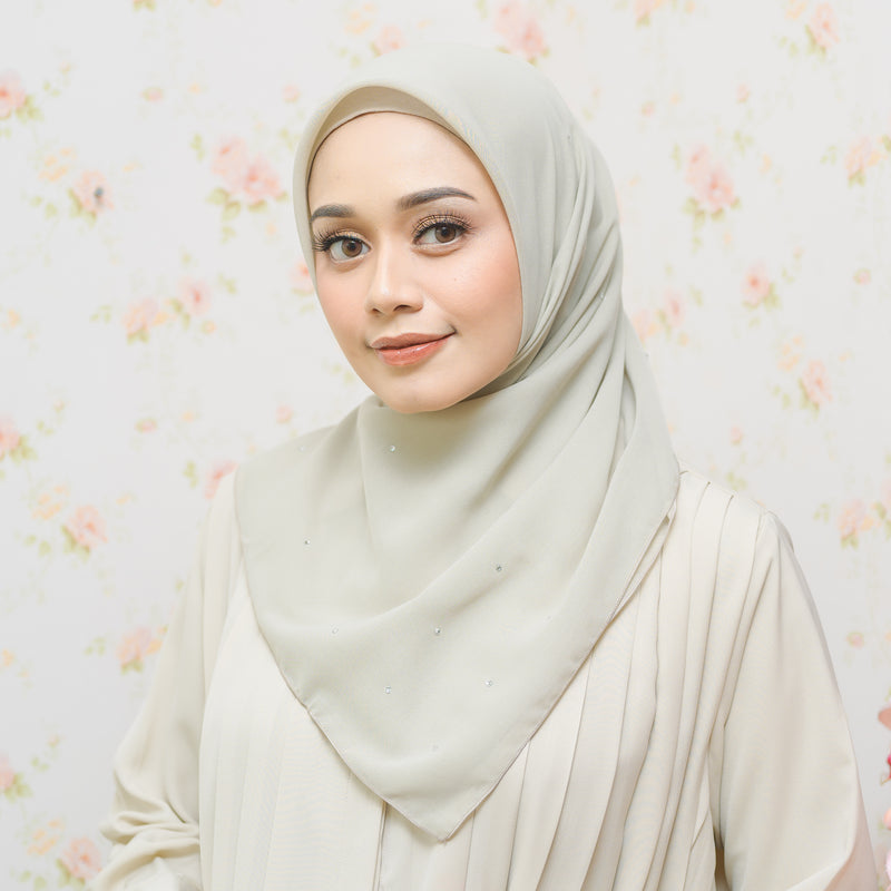 Viona Paris Square (Hijab Swarovski) Cream Almond